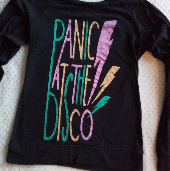 💙 🔥Panic! At the Disco long-sleeve lightning bolt pullover top. - Picture 3 of 9